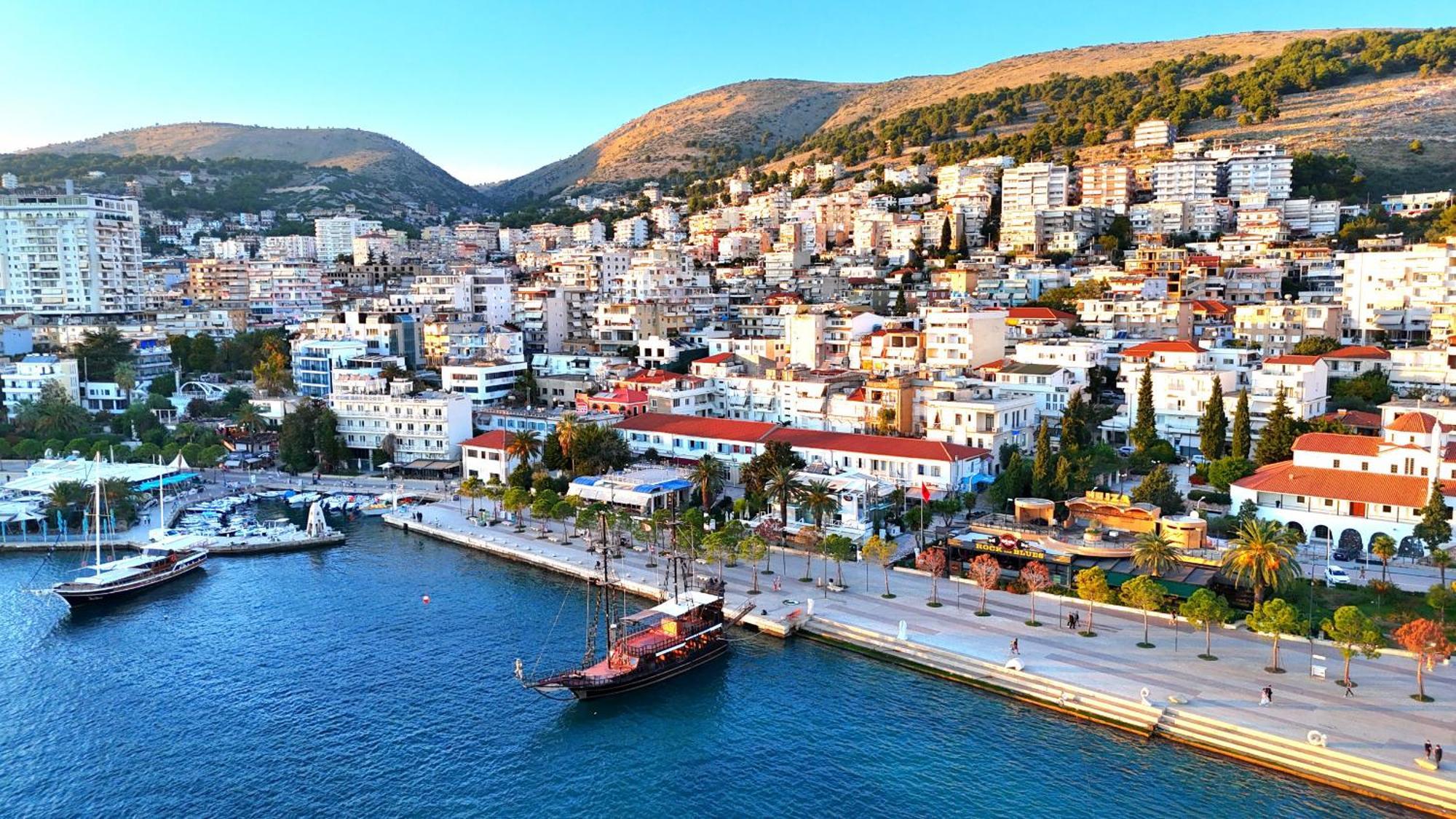 Saint Tropez Apartment Sarandë 外观 照片