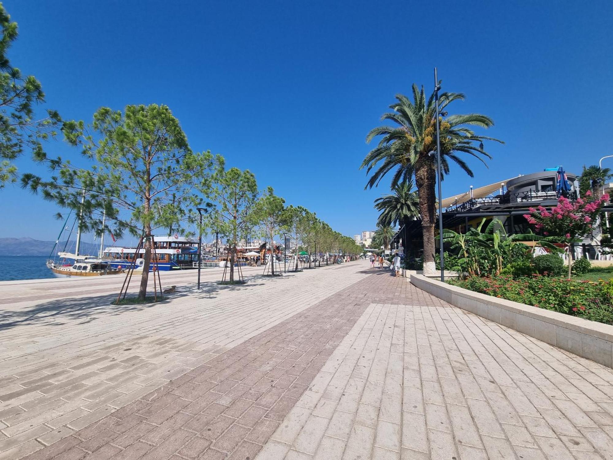 Saint Tropez Apartment Sarandë 外观 照片