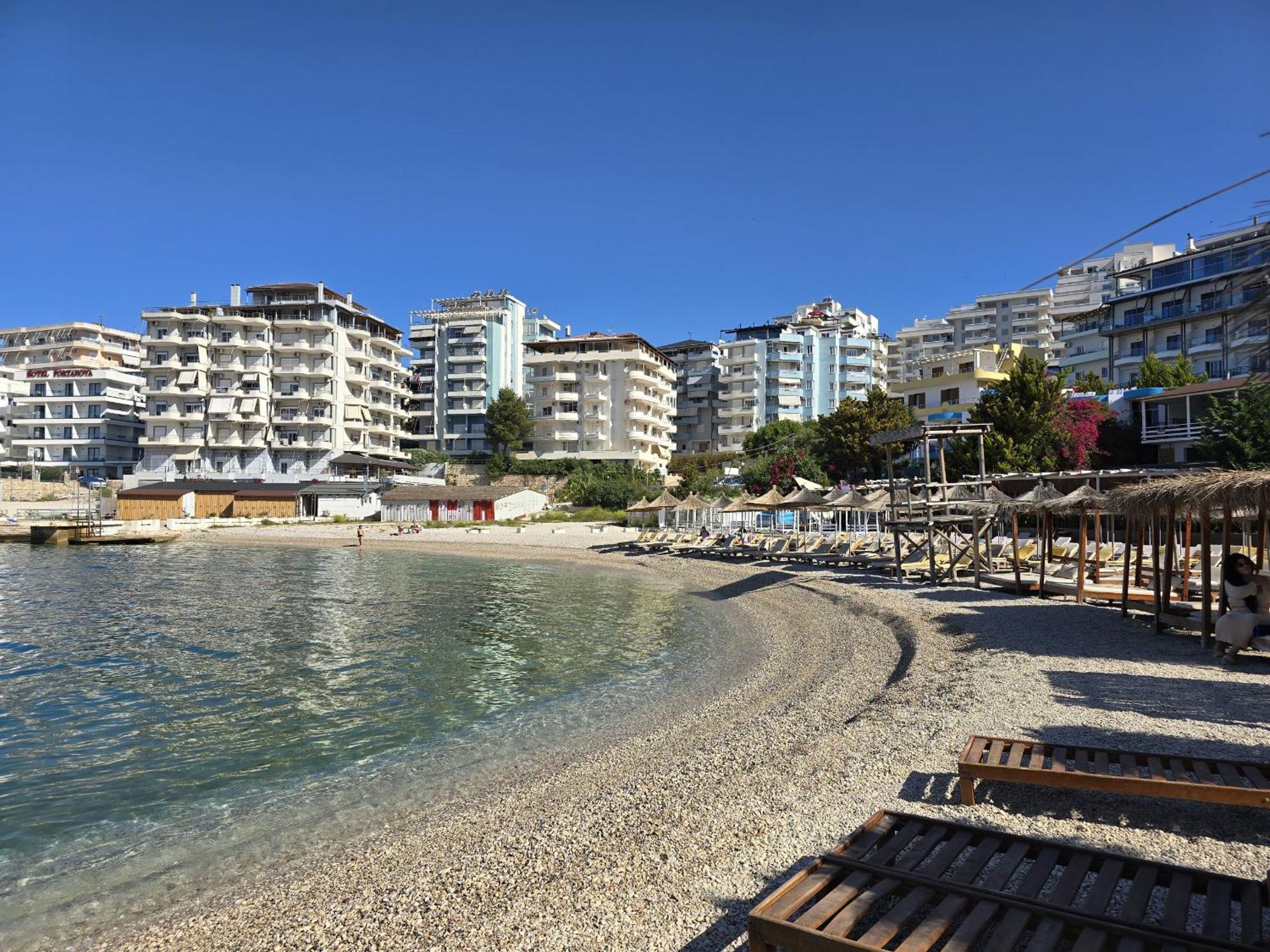 Saint Tropez Apartment Sarandë 外观 照片